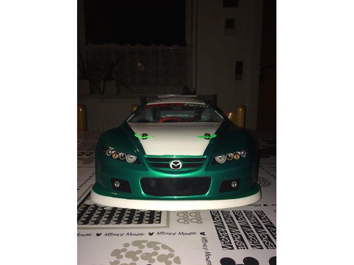 {{currentPhoto.altText}} billede {{currentPhoto.number}}