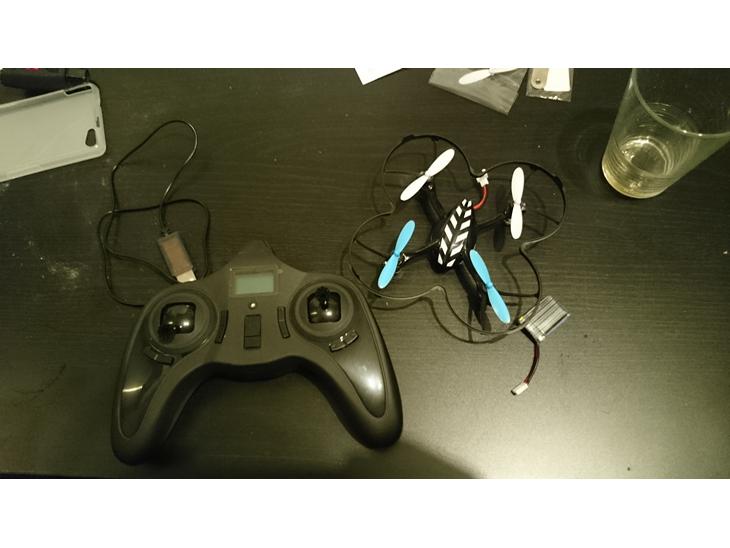 Multirotor Hubsan X4 H107L - fra kassen a' billede 1