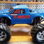 Bil Traxxas T-maxx Classic