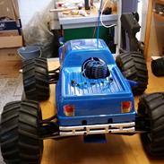 Bil Traxxas T-maxx Classic