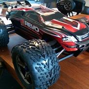 Off-Roader Traxxas E-Revo Brushles