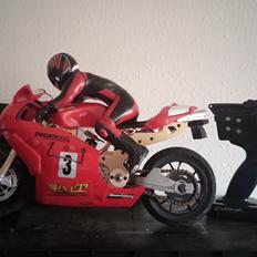 Motorcykel DUCATI 999R