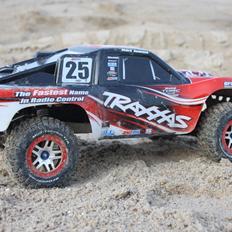 Off-Roader Traxxas Slash 4x4 Ultimate