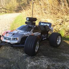 Off-Roader HPI E-Firestorm Flux