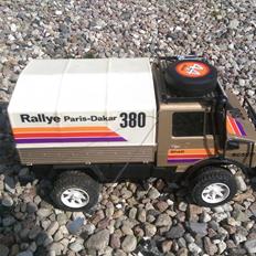 Truck Nikko Hi-lux Unimog "Rallye Paris - Dakar"