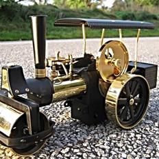 Maskiner :Vilesco Damptromle.