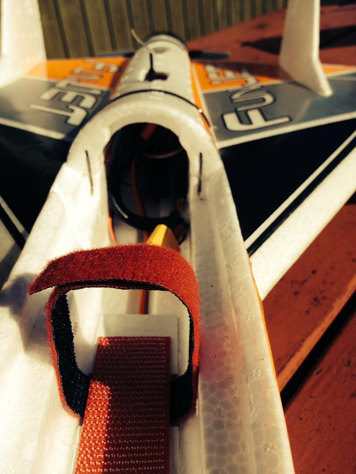 Fly FunJet Ultra 6S - Batt holder billede 8