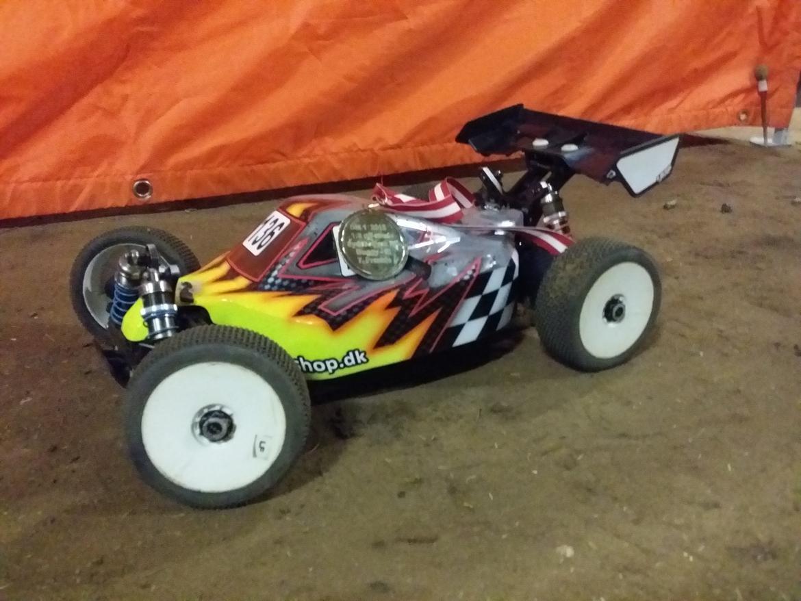 Buggy Kyosho MP9e TKI billede 15