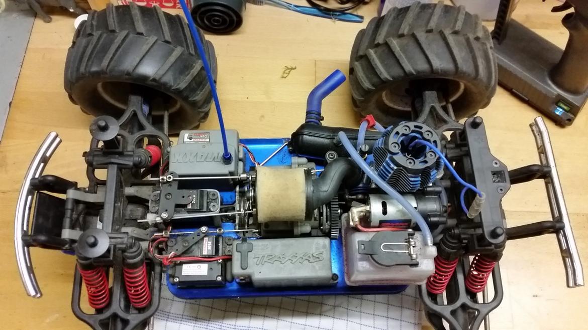 Bil Traxxas T-maxx Classic billede 4
