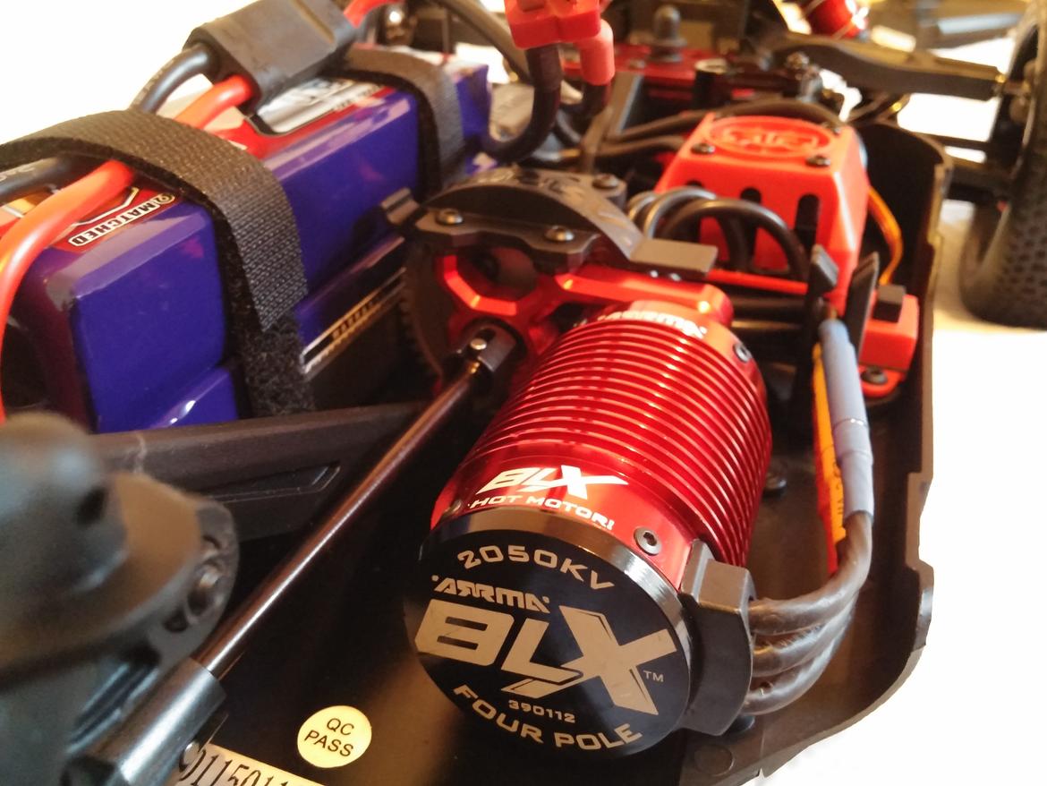 Buggy Arrma Typhon BLX 6S 1/8 Buggy(Solgt) billede 8