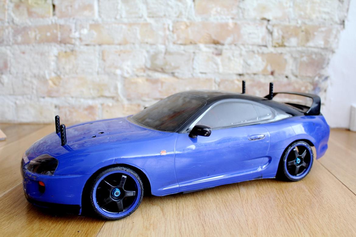 Bil Tamiya TA-06 PRO - Nu med Toyota Supra MKIV karosseri, 8.5T Xerun brushless coombi og 7.4v liPo billede 1