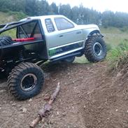 Off-Roader axial scx10 honcho *solgt*