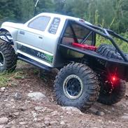 Off-Roader axial scx10 honcho *solgt*