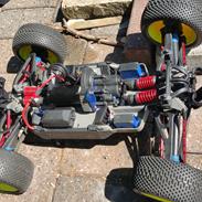 Off-Roader Traxxas E-Revo