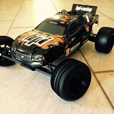 Off-Roader HPI E Firestorm Flux 124km/t
