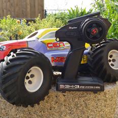 Off-Roader CEN Mg10 MT3 