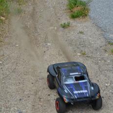 Off-Roader Slash 4x4