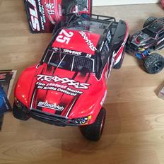 Bil Traxxas Slash 2wd