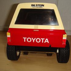 Off-Roader NiKKO Toyota Hilux 4x4