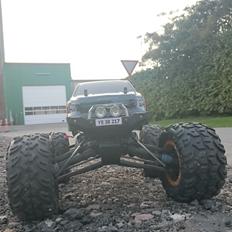 Off-Roader Traxxas Summit