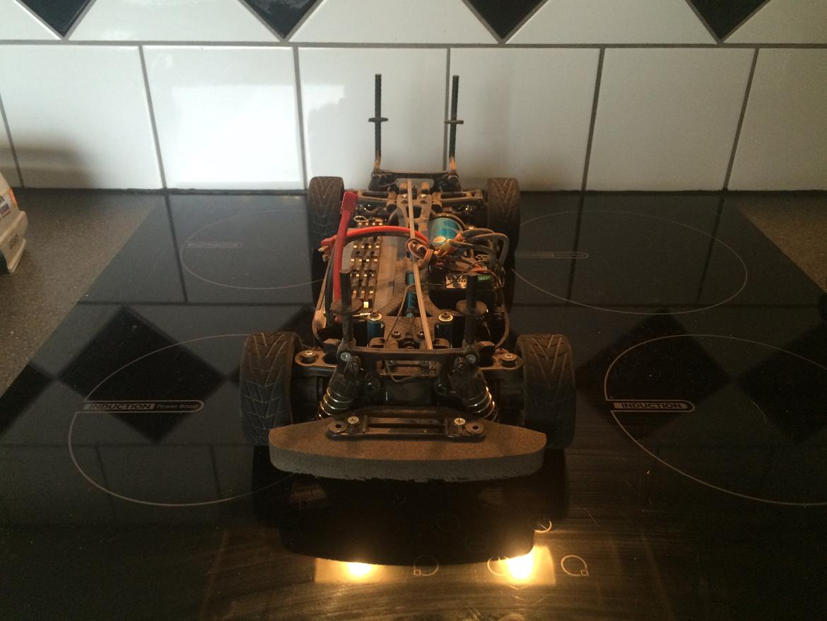 Bil TT-01 BMW E30 M3 "Warsteiner" billede 8