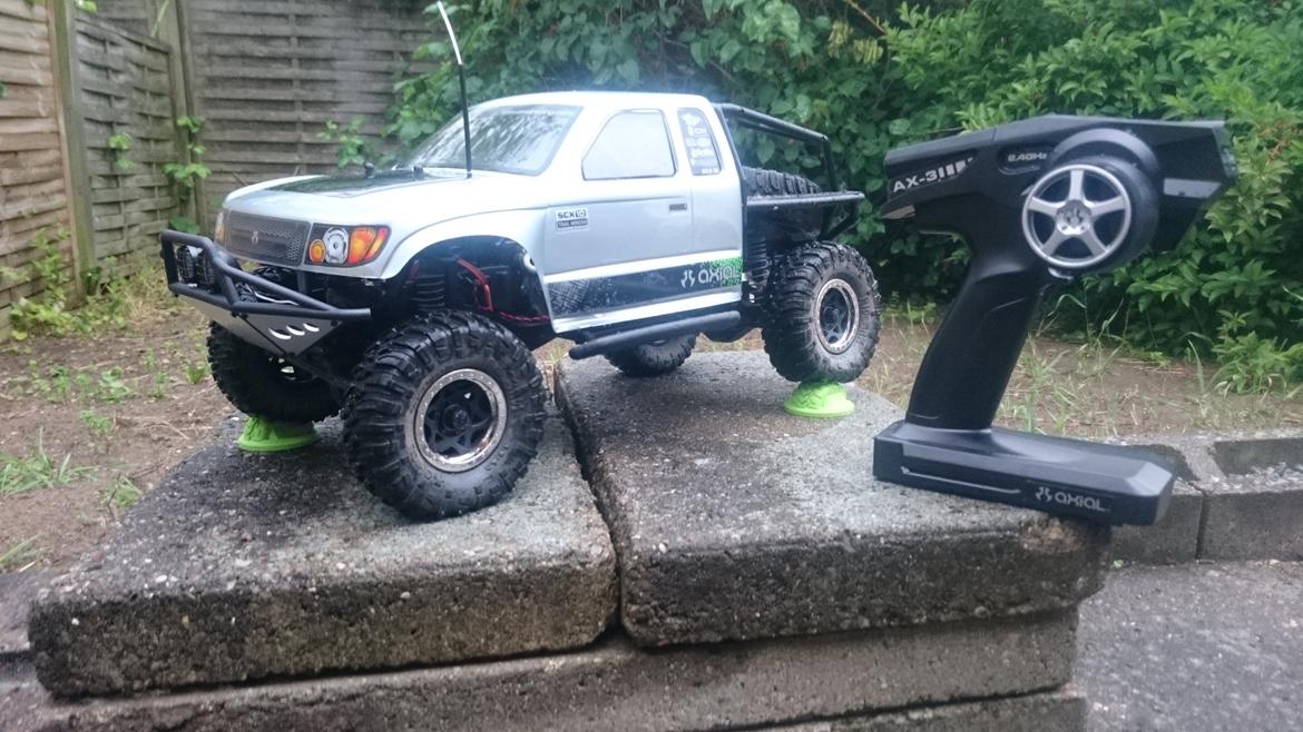 Off-Roader axial scx10 honcho *solgt* billede 1