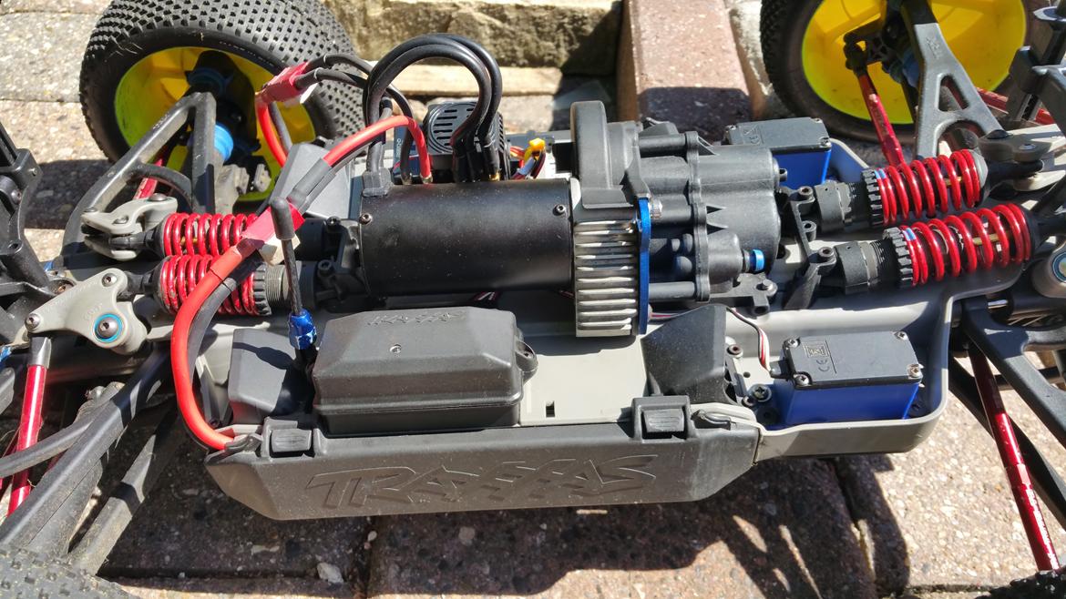 Off-Roader Traxxas E-Revo billede 5