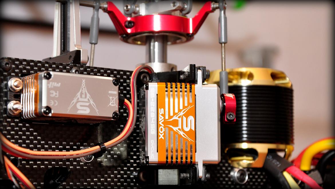 Helikopter JR Forza 700 billede 11