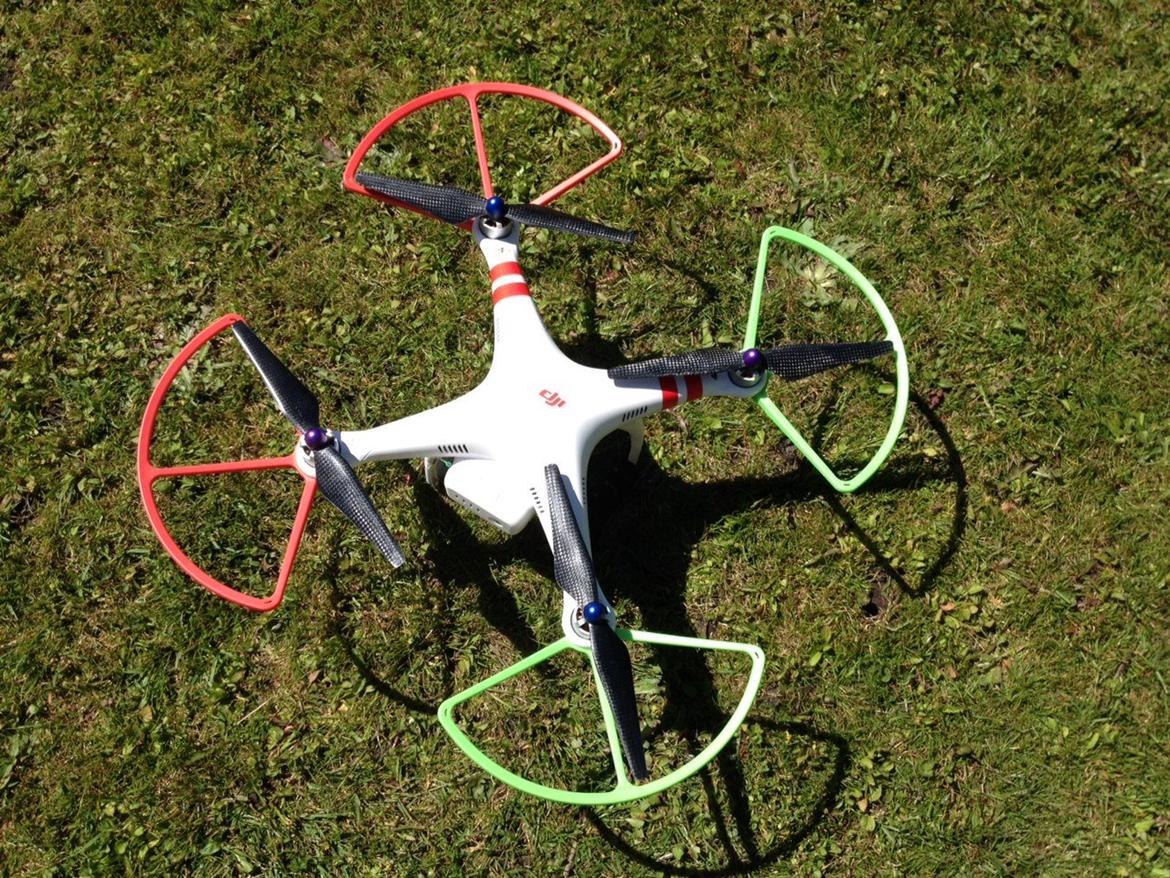 Multirotor DJI Phantom 2 Vision+ V3 - Med farvet prop beskytter billede 2