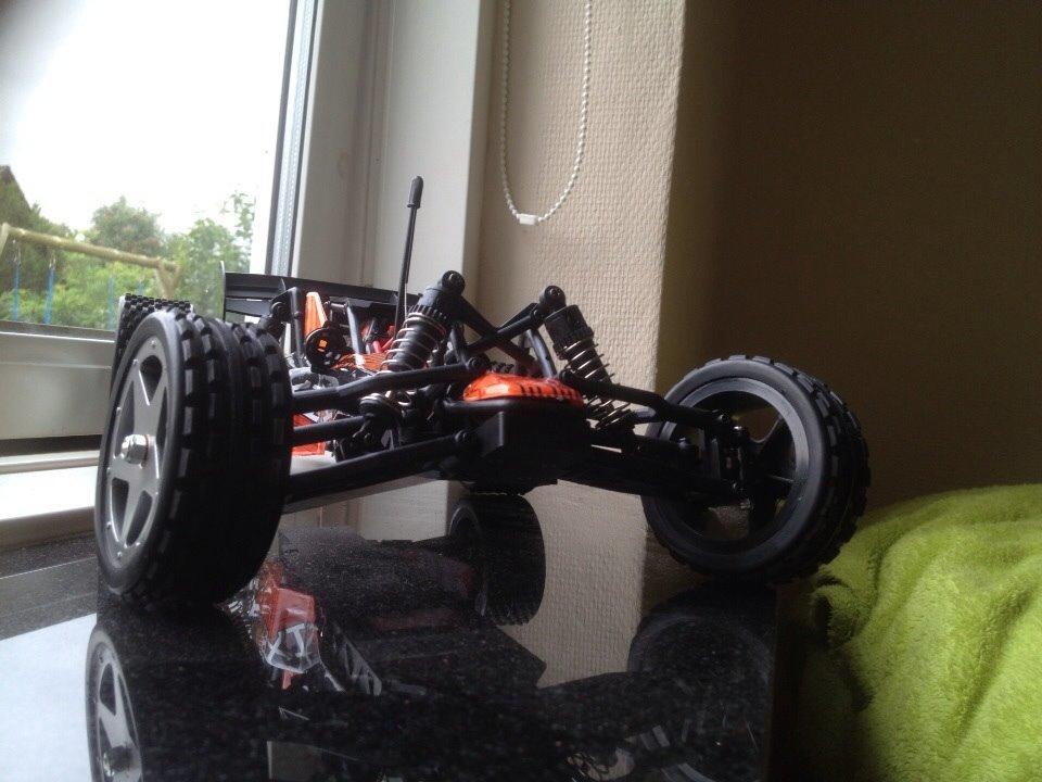 Bil Waverunner fra wltoys Biotoxic version billede 3
