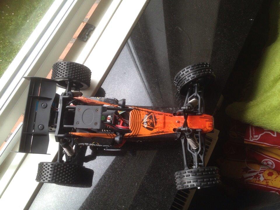 Bil Waverunner fra wltoys Biotoxic version billede 5