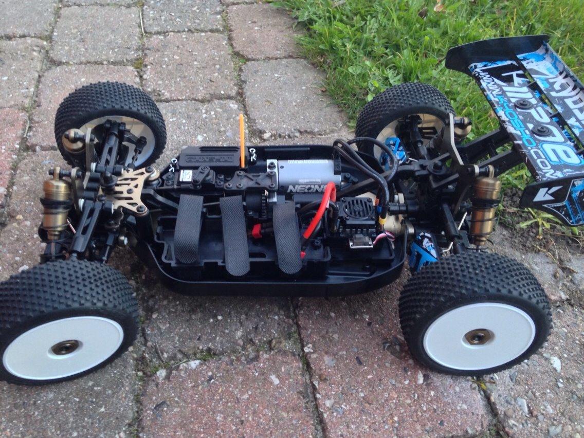 Buggy Kyosho MP9E TKI billede 15