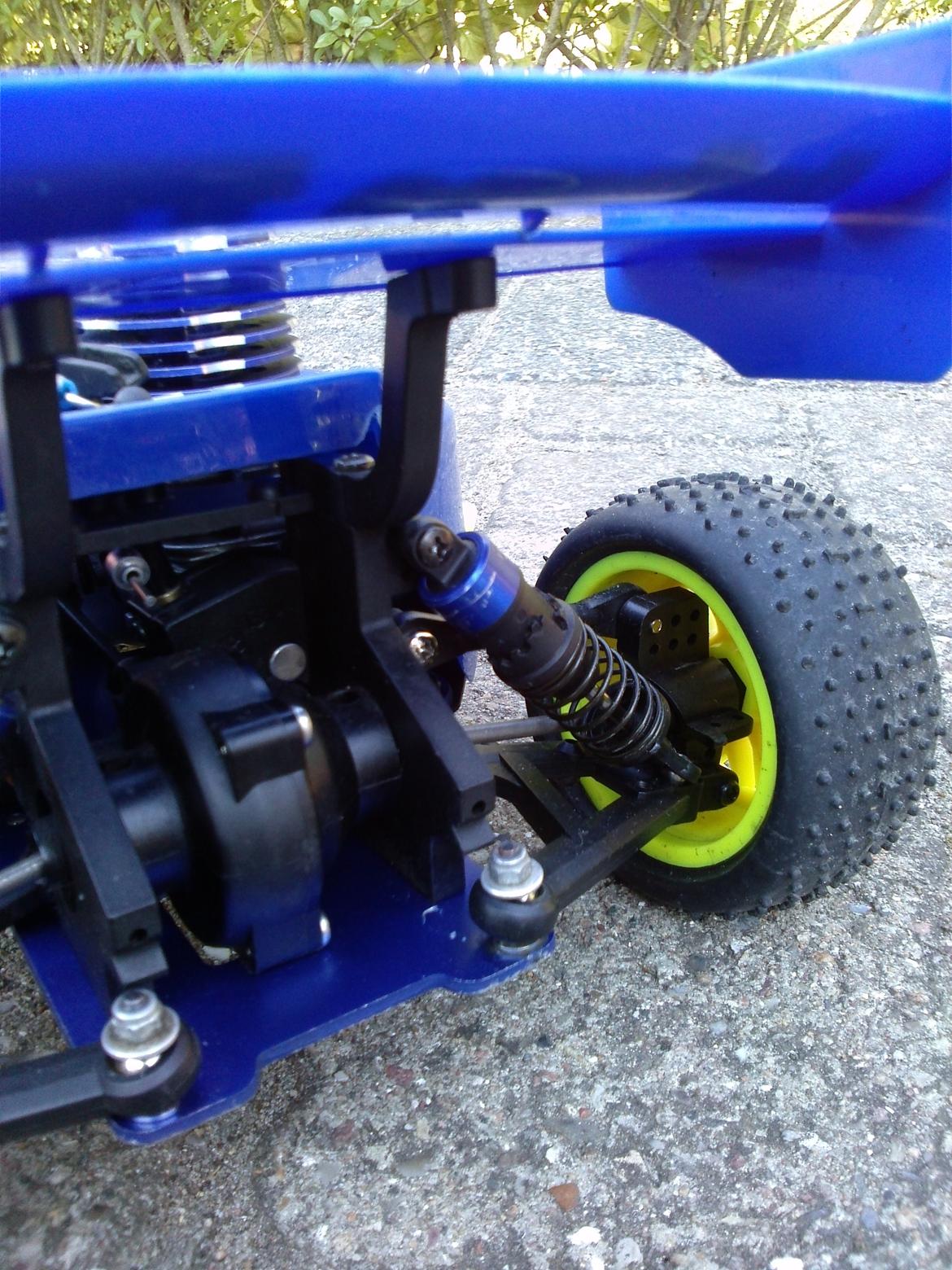 Buggy Off-Road Kyosho Inferno TR15 RTR billede 10