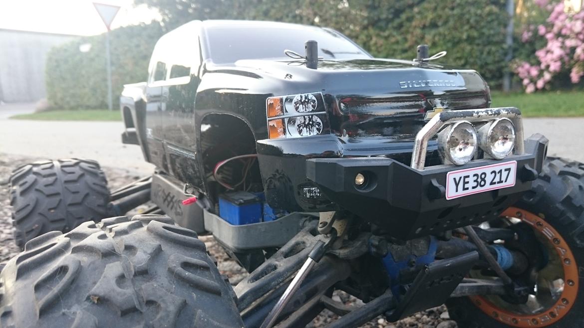 Off-Roader Traxxas Summit billede 4