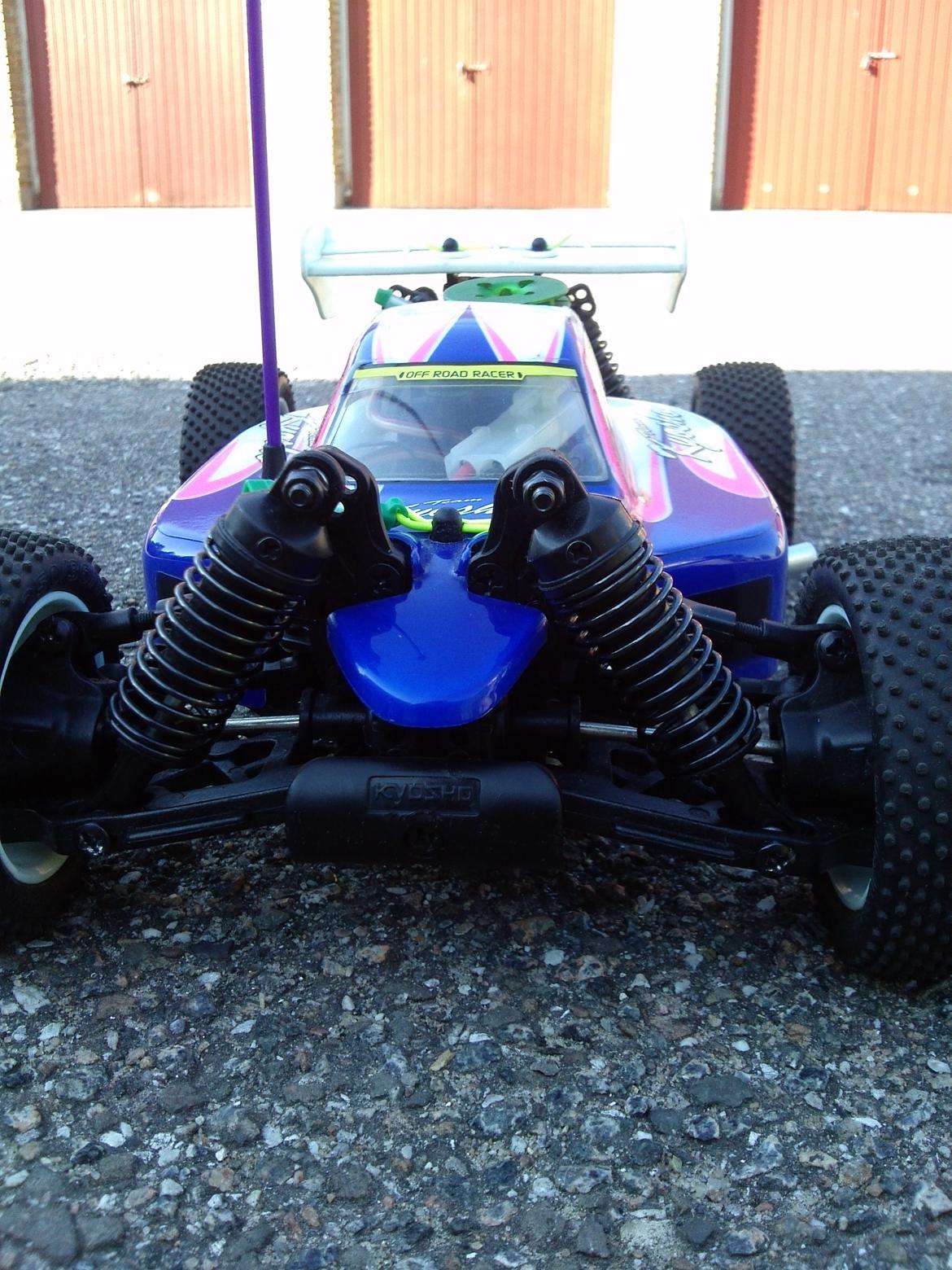 Buggy Off-Road Kyosho Mini Inferno RTR T1 billede 9