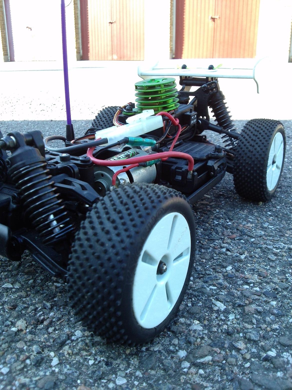 Buggy Off-Road Kyosho Mini Inferno RTR T1 billede 13