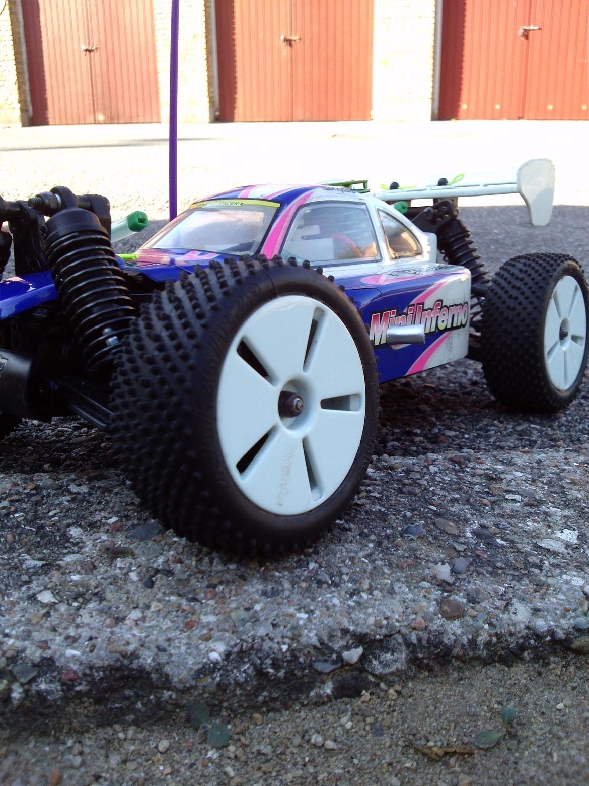 Buggy Off-Road Kyosho Mini Inferno RTR T1 billede 29