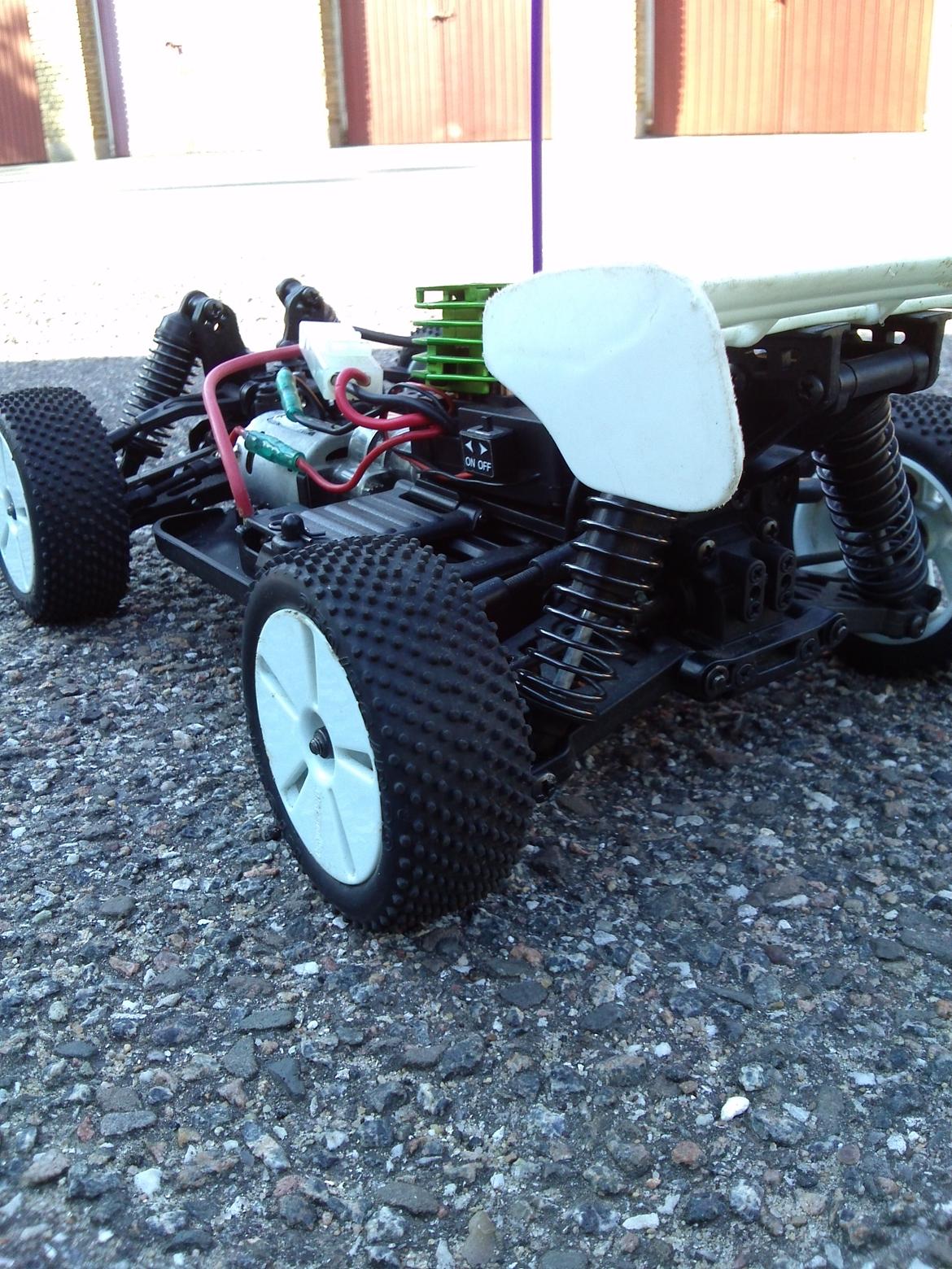 Buggy Off-Road Kyosho Mini Inferno RTR T1 billede 25