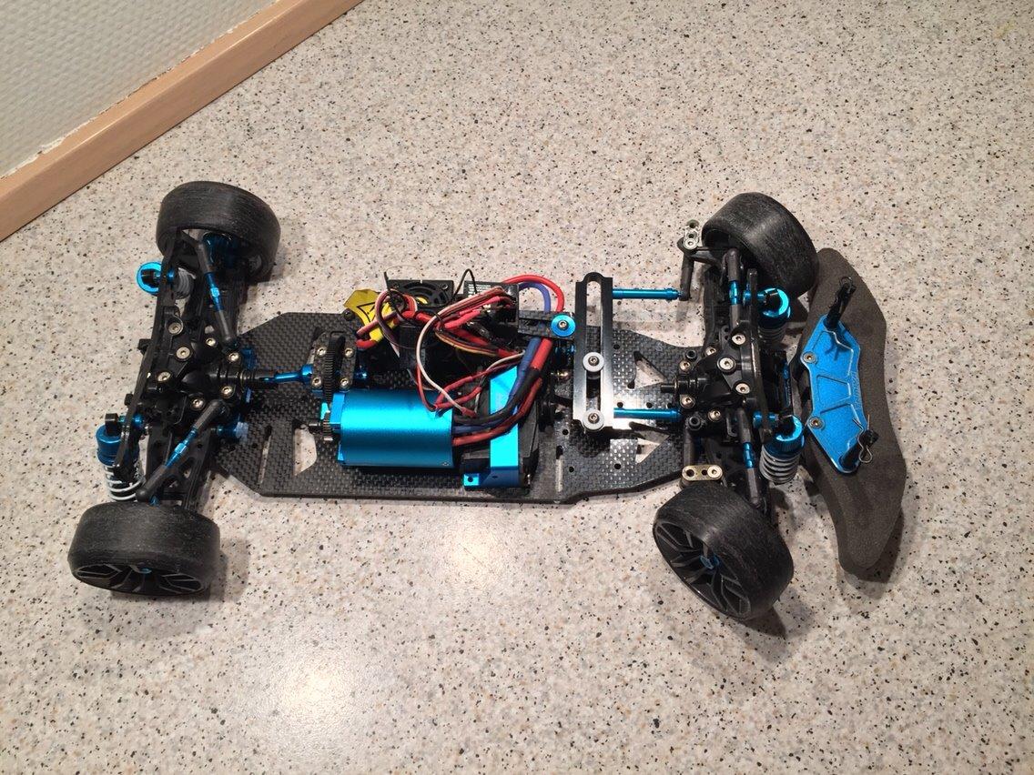 Bil Tamiya TB-03 VDS  lavet om til rwd billede 9