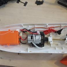 Båd feilun FT009+ ombygget