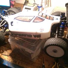 Buggy Kyosho Inferno VE