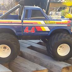 Off-Roader Radio Shack 4x4 Roader