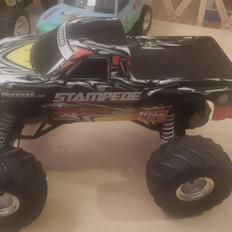 Truck traxxas stampede 2wd