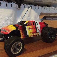 Off-Roader Traxxas nitro rustler