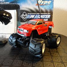 Truck A-TECH Leo X 4WD mini monster 