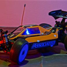 Buggy Team Associated RC8B3e