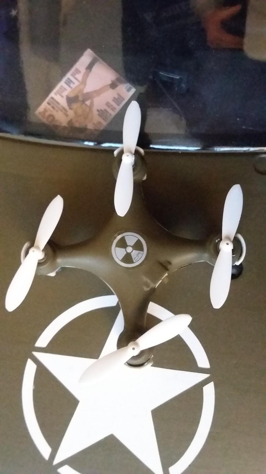 Helikopter Cheerson CX-10  (Solgt) billede 11