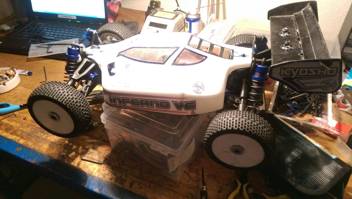 Buggy Kyosho Inferno VE billede 2