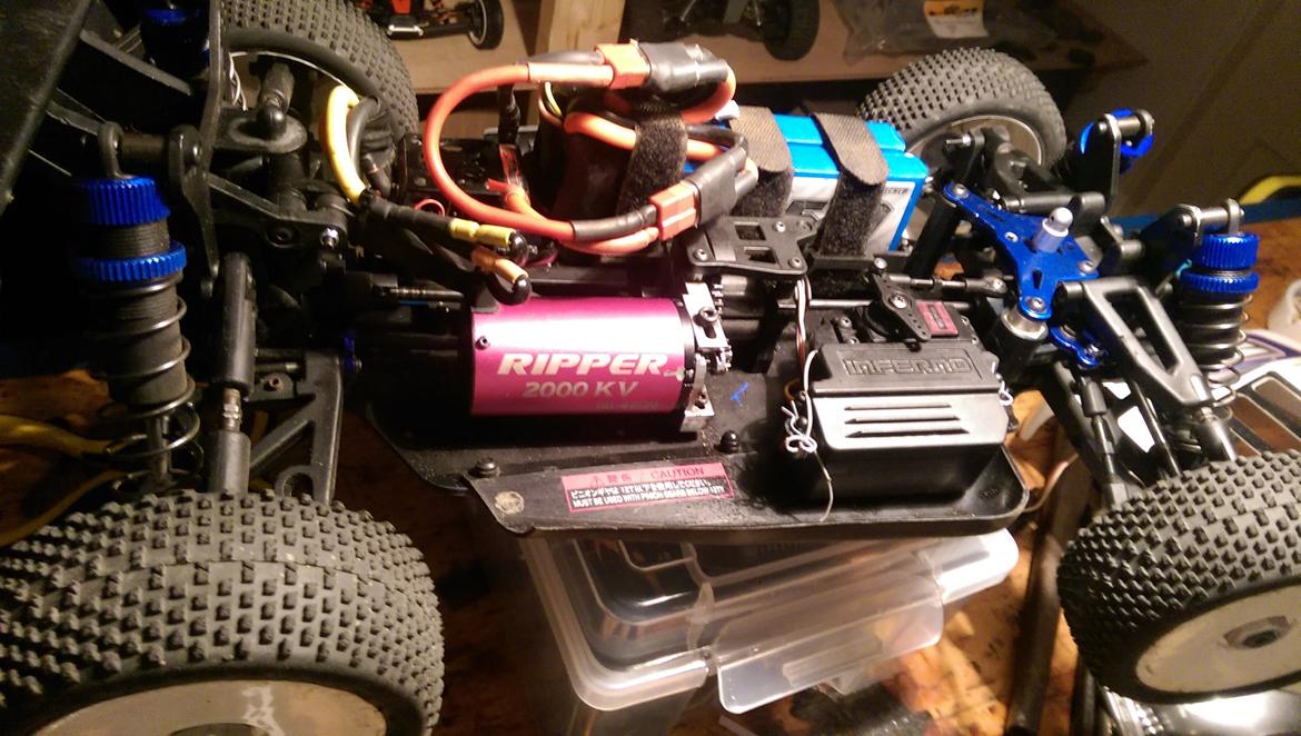 Buggy Kyosho Inferno VE billede 4