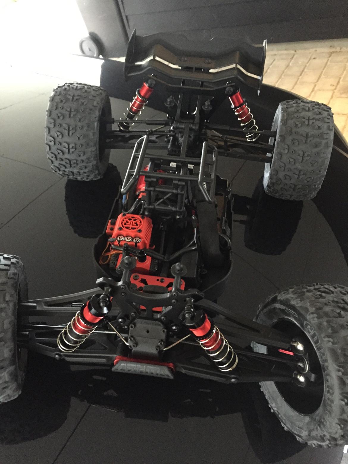 Off-Roader Arrma Kraton 6S 4WD BLX Monster Truggy SOLGT billede 4